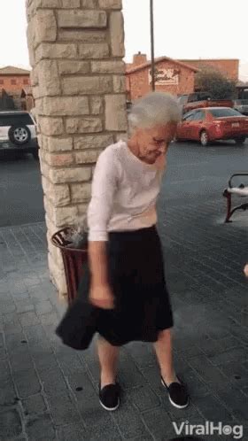 oma titten gif|Old Granny GIFs